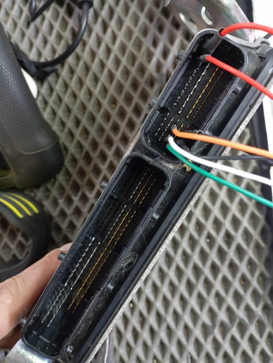 TOYOTA COROLLA 2013 увал